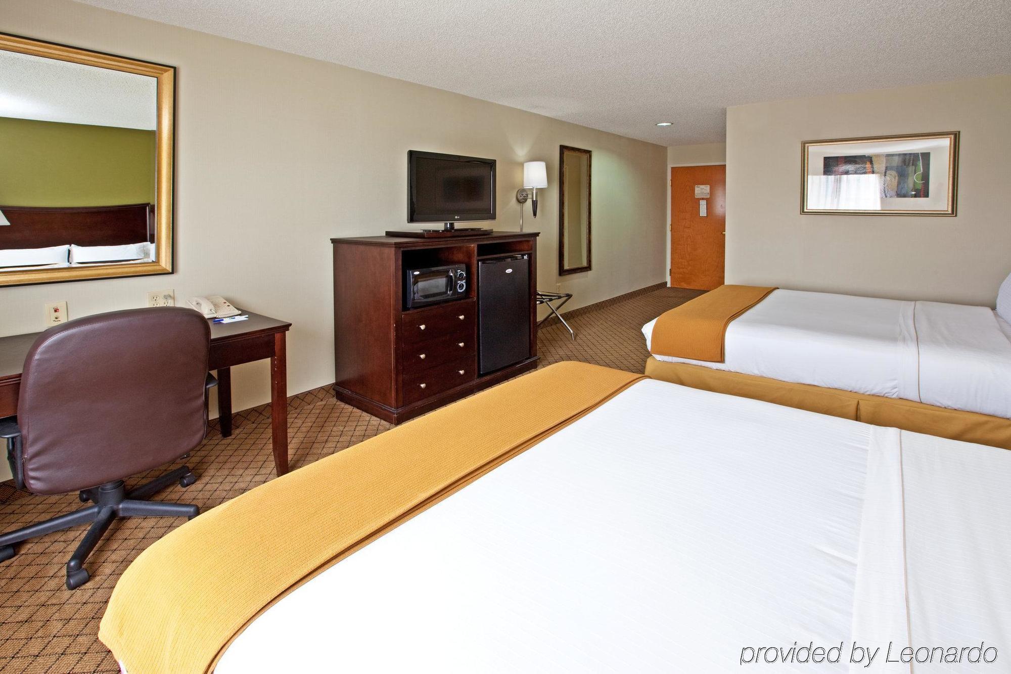 Holiday Inn Express & Suites Harrison By Ihg Номер фото