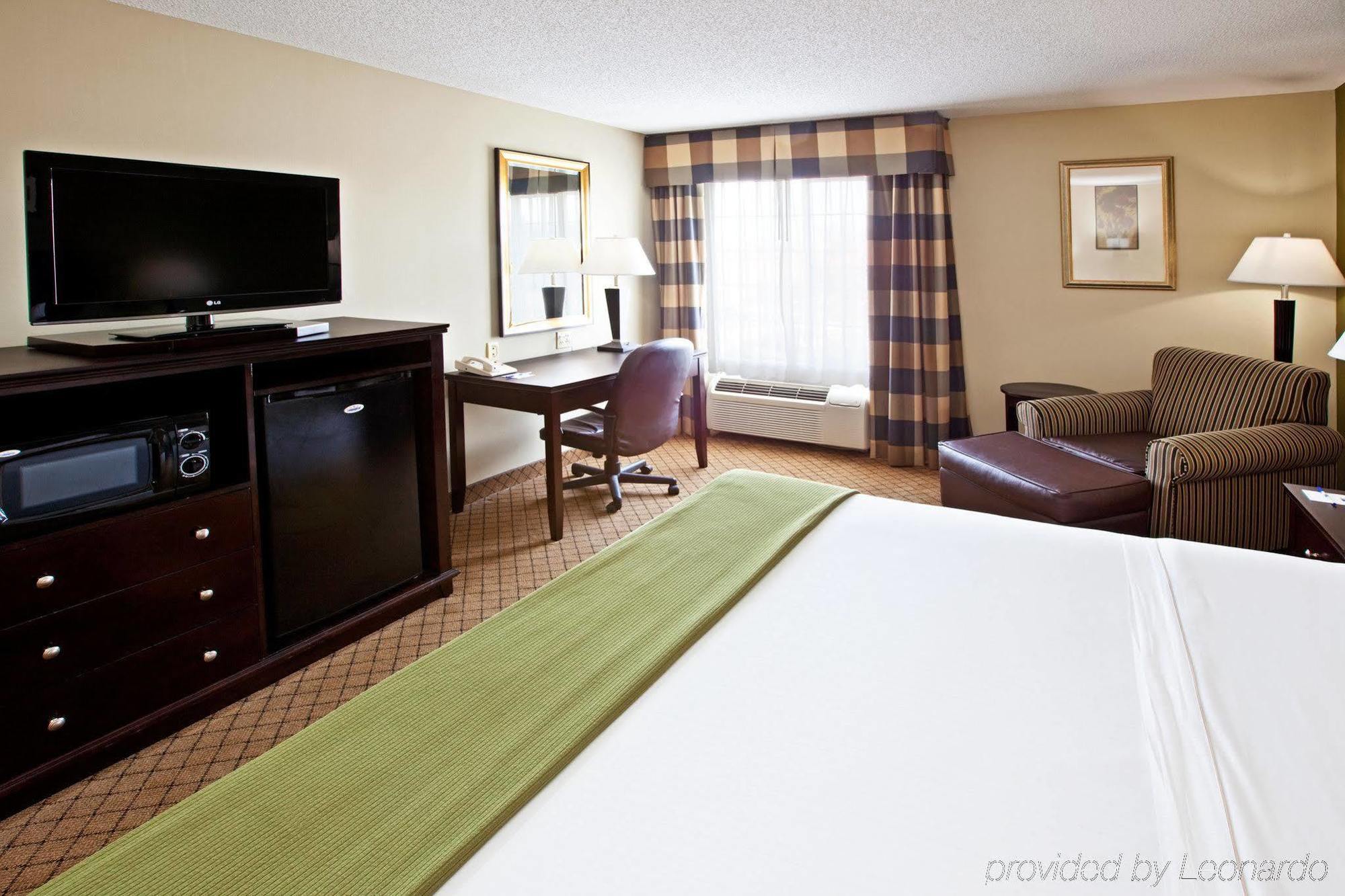 Holiday Inn Express & Suites Harrison By Ihg Номер фото