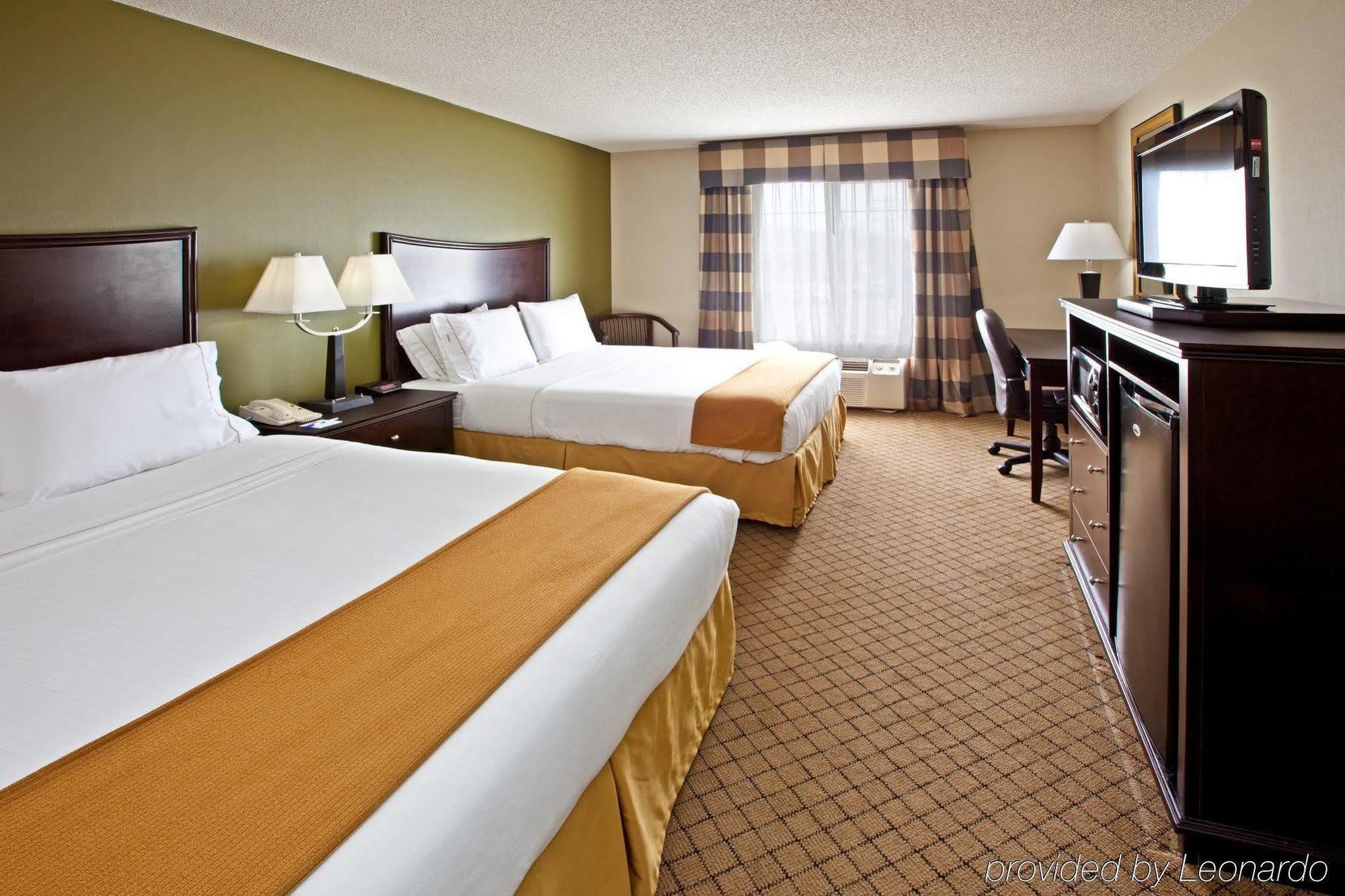 Holiday Inn Express & Suites Harrison By Ihg Номер фото