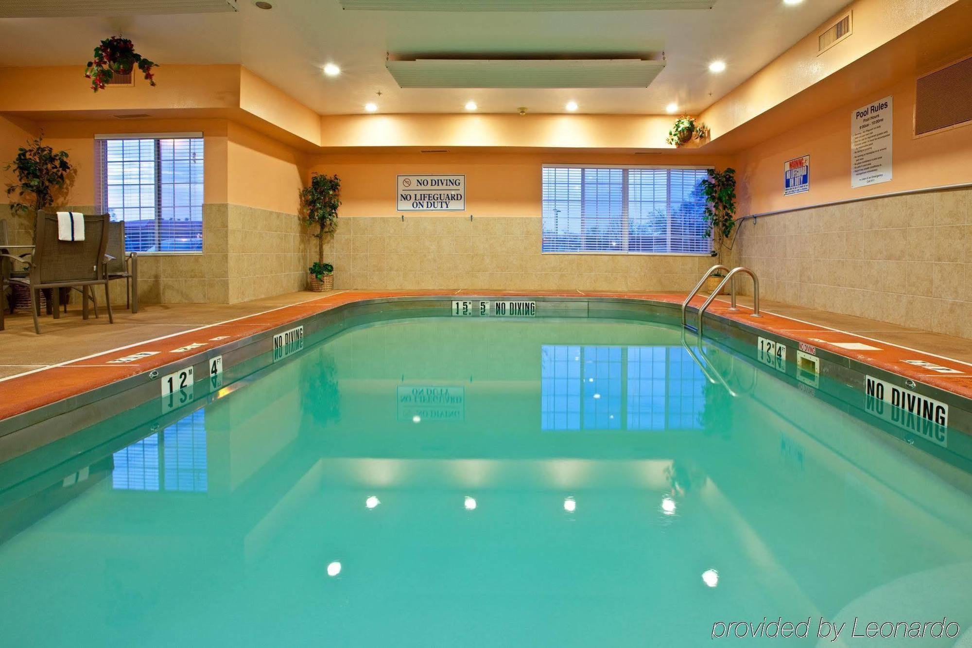 Holiday Inn Express & Suites Harrison By Ihg Удобства фото
